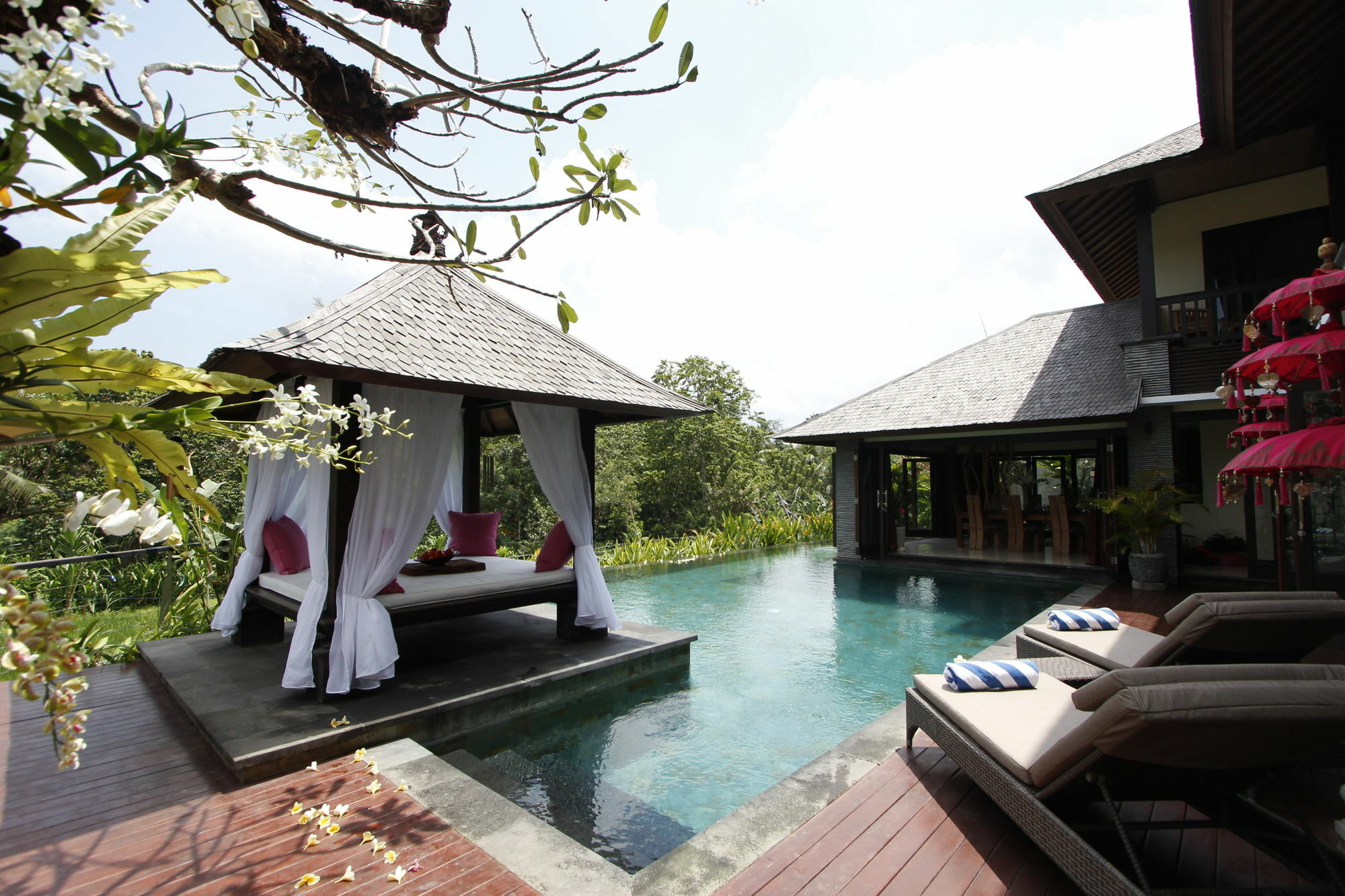 The Bale Tokek Villa Kuta Lombok Buitenkant foto